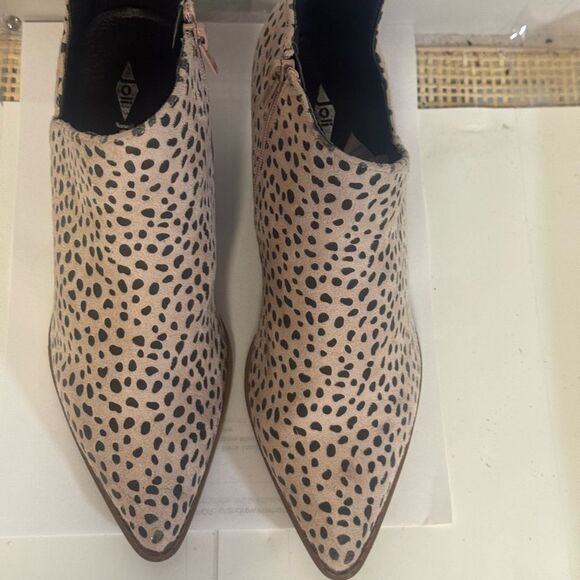 Jolie Black and Cream Heeled Boots size 8 good condition - Picture 2 of 7